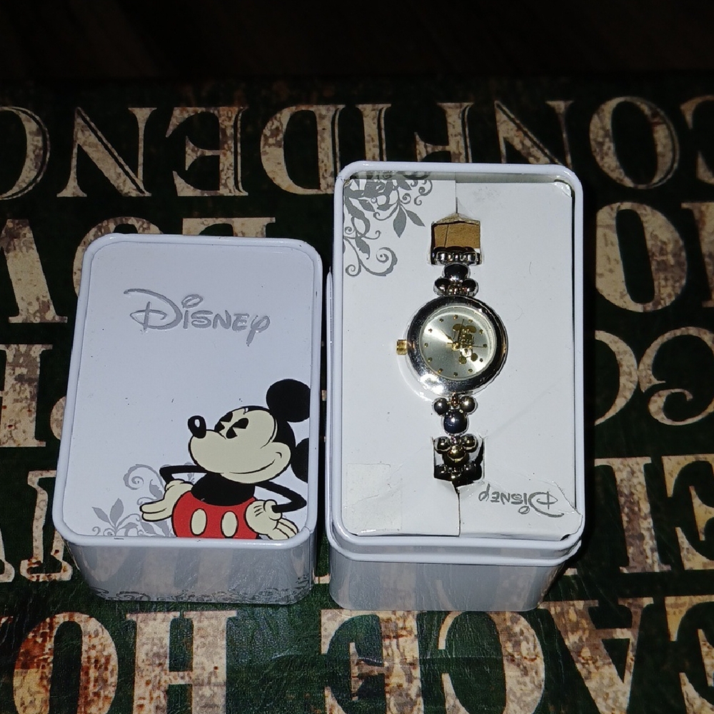 Disney Mickey Mouse Silver Watch